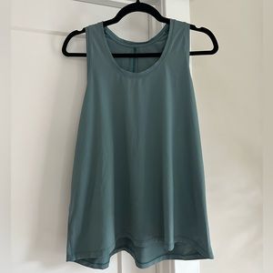 Lululemon racerback top in teal